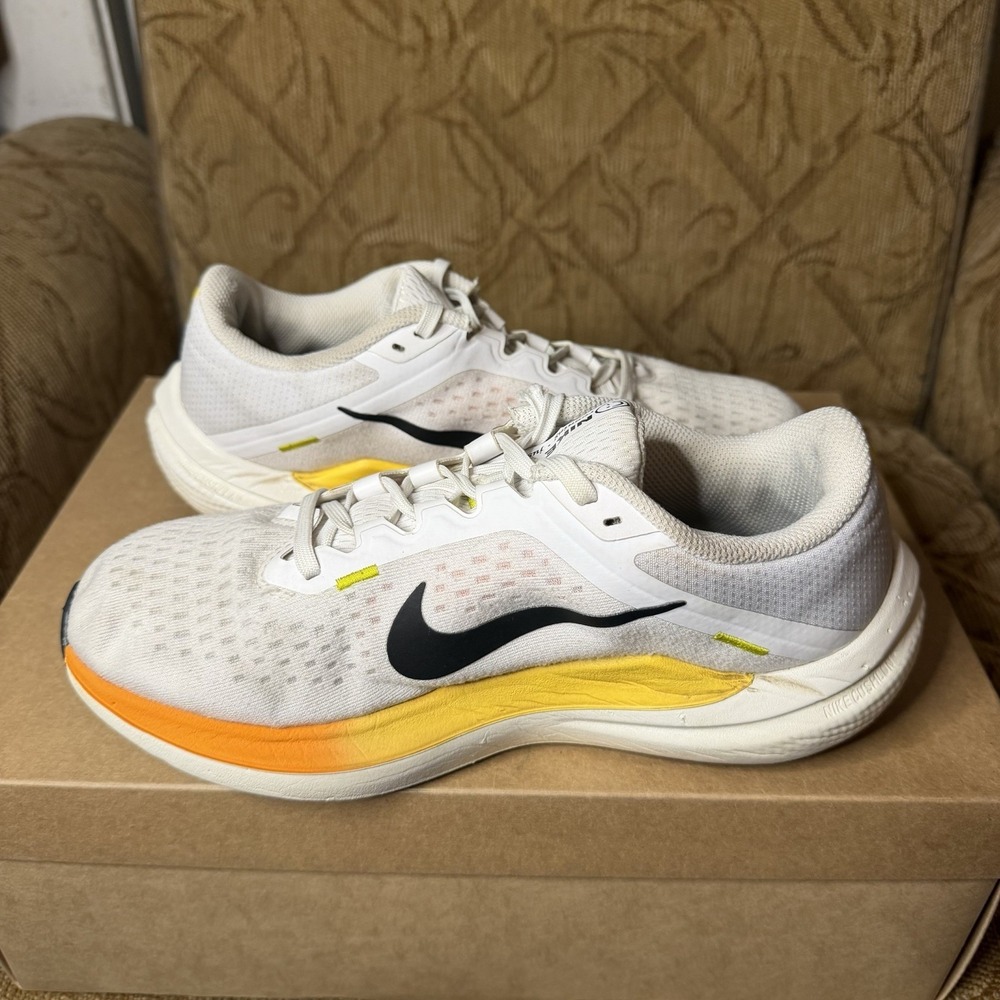 Nike Winflo 10 Shoes Womens Size 8 White Mesh Running Sneakers DV4023-101 - Picture 3 of 9